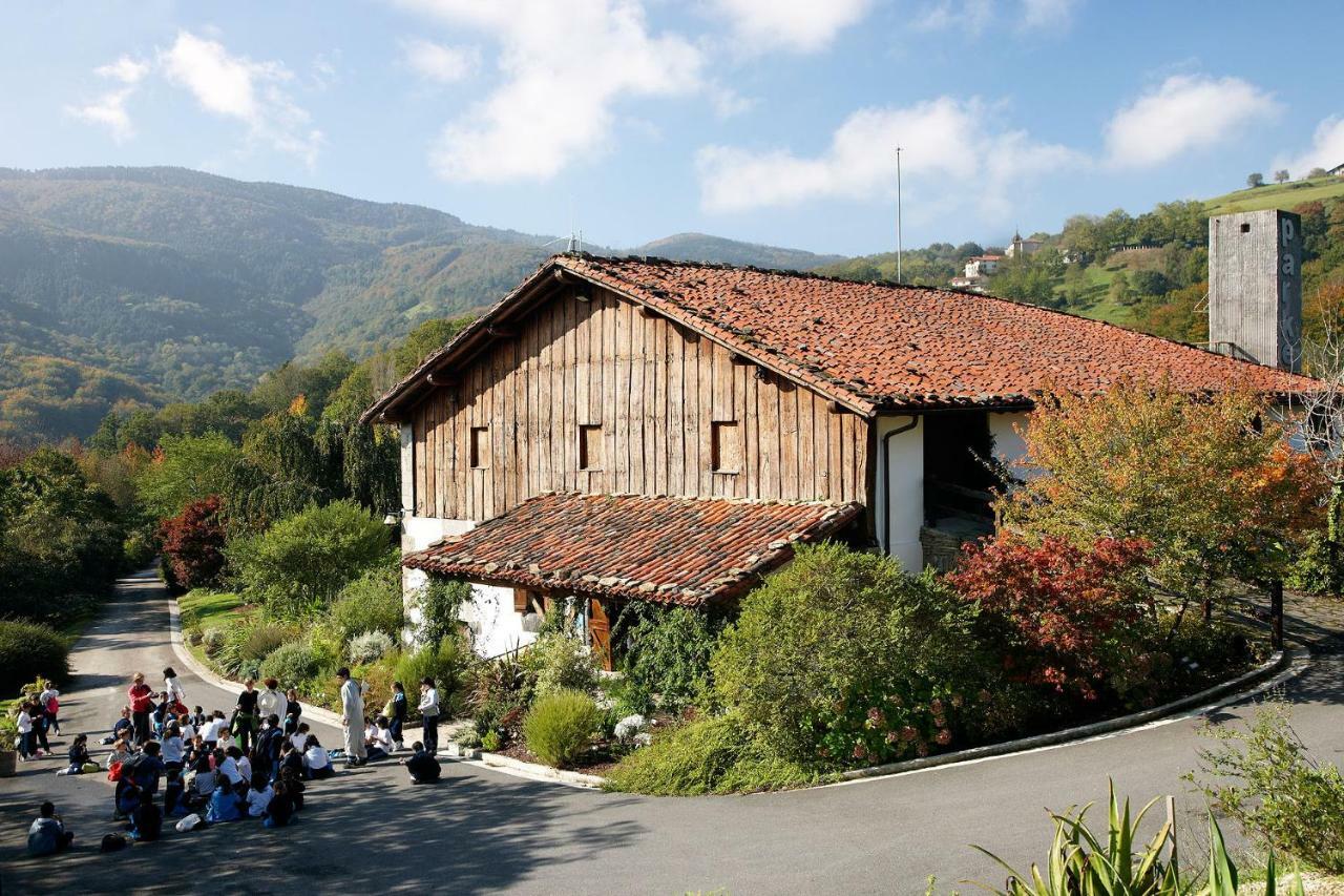 Aterian Muskaria Apartment Zarautz Bagian luar foto